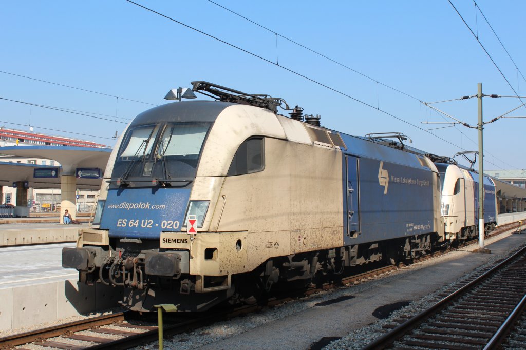 Taurus ES 64 U2-020 der  Wiener Lokalbahn  am 17. M�rz 2012 im Wiener Westbahnhof
aufgenommen.