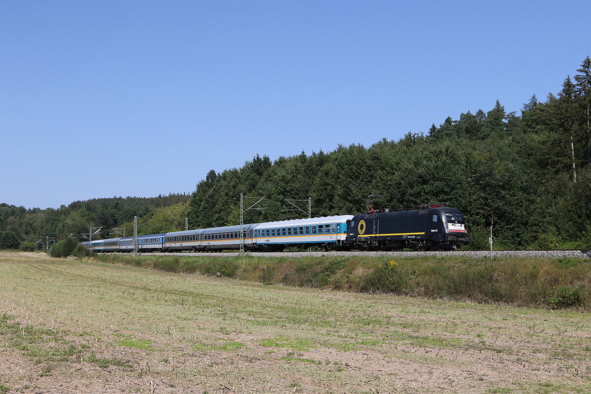 182 599 war am 24. August 2024 bei Ascholtshausen auf dem Weg nach M�nchen.