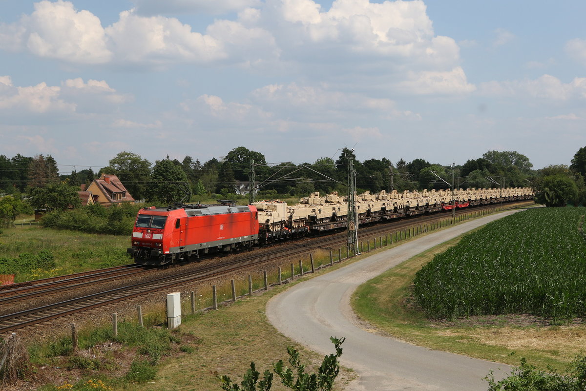 185 195 mit einem  Milit�rzug  am 26. Juni 2020 bei Langwedel.