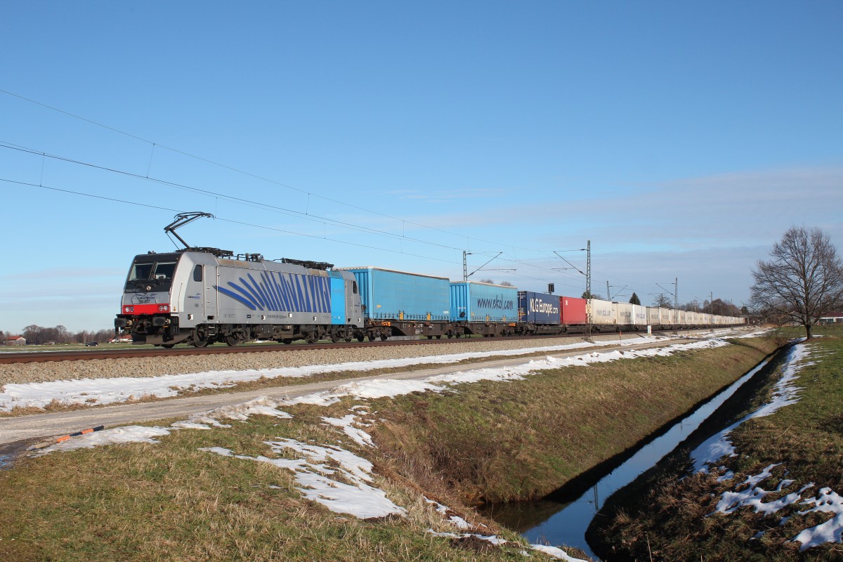 186 287-9 am 6. Januar 2015 bei �bersee am Chiemsee.
