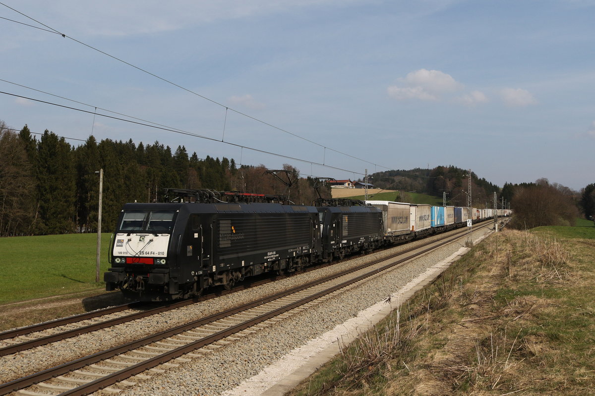189 910 und 189 932 mit dem  Ekol  aus Salzburg kommend am 20. M�rz 2020 bei Grabenst�tt.