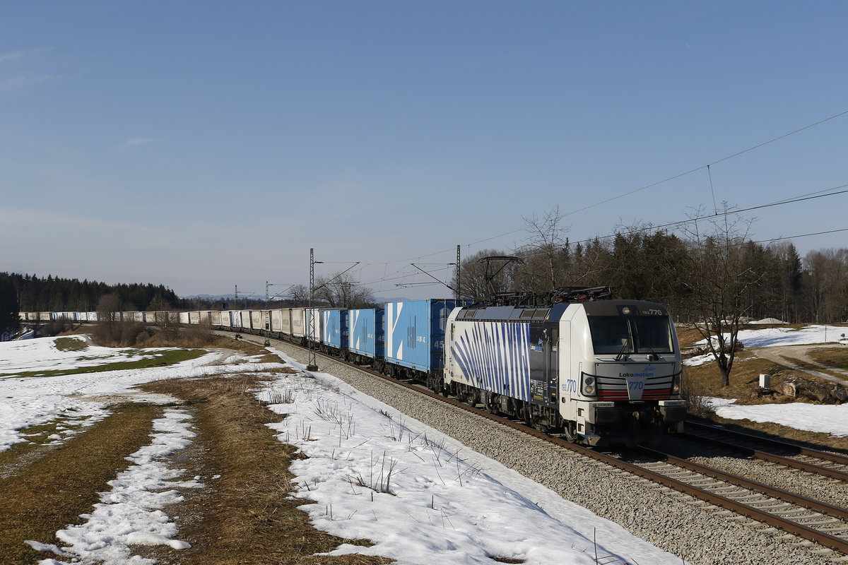 193 770 war am 23. Februar 2019 bei H�tt mit dem  Ekol  in Richtung Salzburg unterwegs.