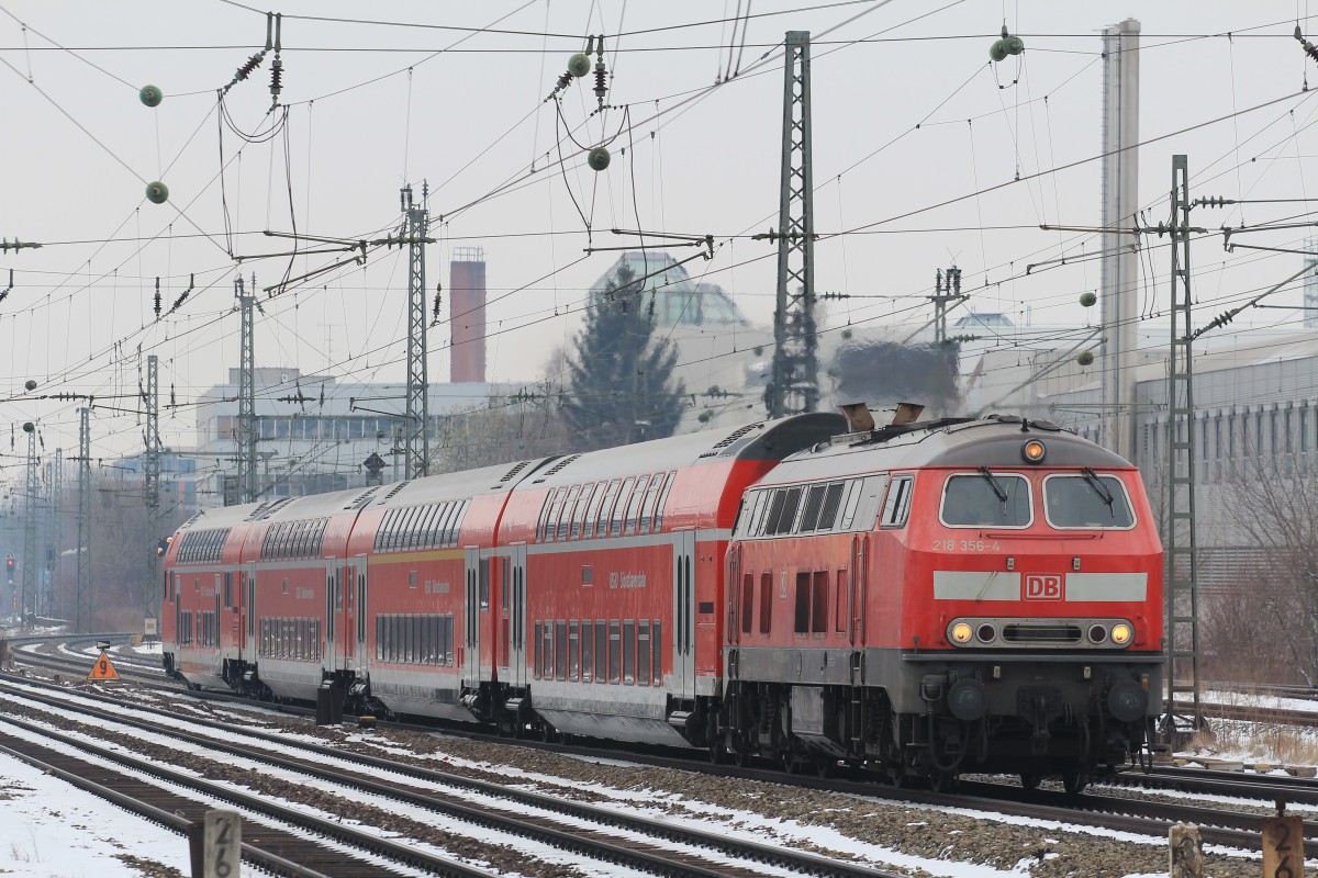 218 356-4 am 27. M�rz 2013 vom Hauptbahnhof kommend in M�nchen-Heimeranplatz.