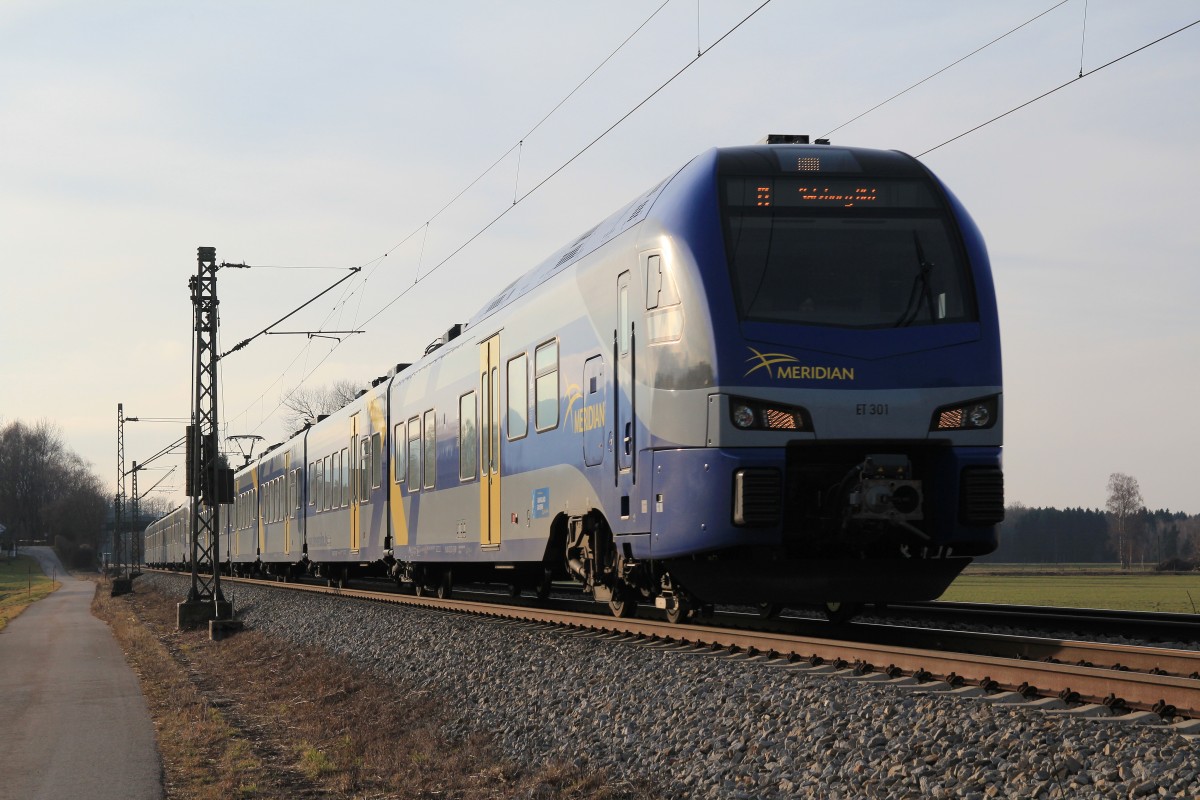 ET 301 f�hrt am 12. Januar 2014 bei �bersee in Richtung Salzburg.