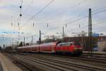 218 423-2 schiebt einen Regionalzug in Richtung M�nchner Hauptbahnhof.