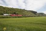 151 135 und 185 xxx von W�rzburg kommend mit einem gemischten G�terzug.