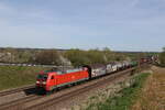 152 116 mit einem gemishcten G�terzug am 6.