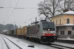 186 284 mit einem Containerzug aus M�nchen kommend am 12.