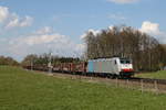 186 257 mit einem  Schrottzug  aus M�nchen kommend am 21.
