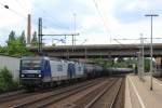143 191-5 von  RBH  zog mit einer Schwesterlok am 31.