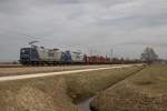 143 133 und 143 131 mit einem Ganzzug aus Salzburg kommend am 6. M�rz 2015 bei �bersee am Chiemsee.