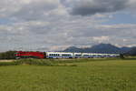 1116 228 schob den  Ski Austria Rail Jet  in Richtung Salzburg.