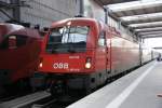 1216 019 kurz nach der Einfahrt in den M�nchner Hauptbahnhof am 24.